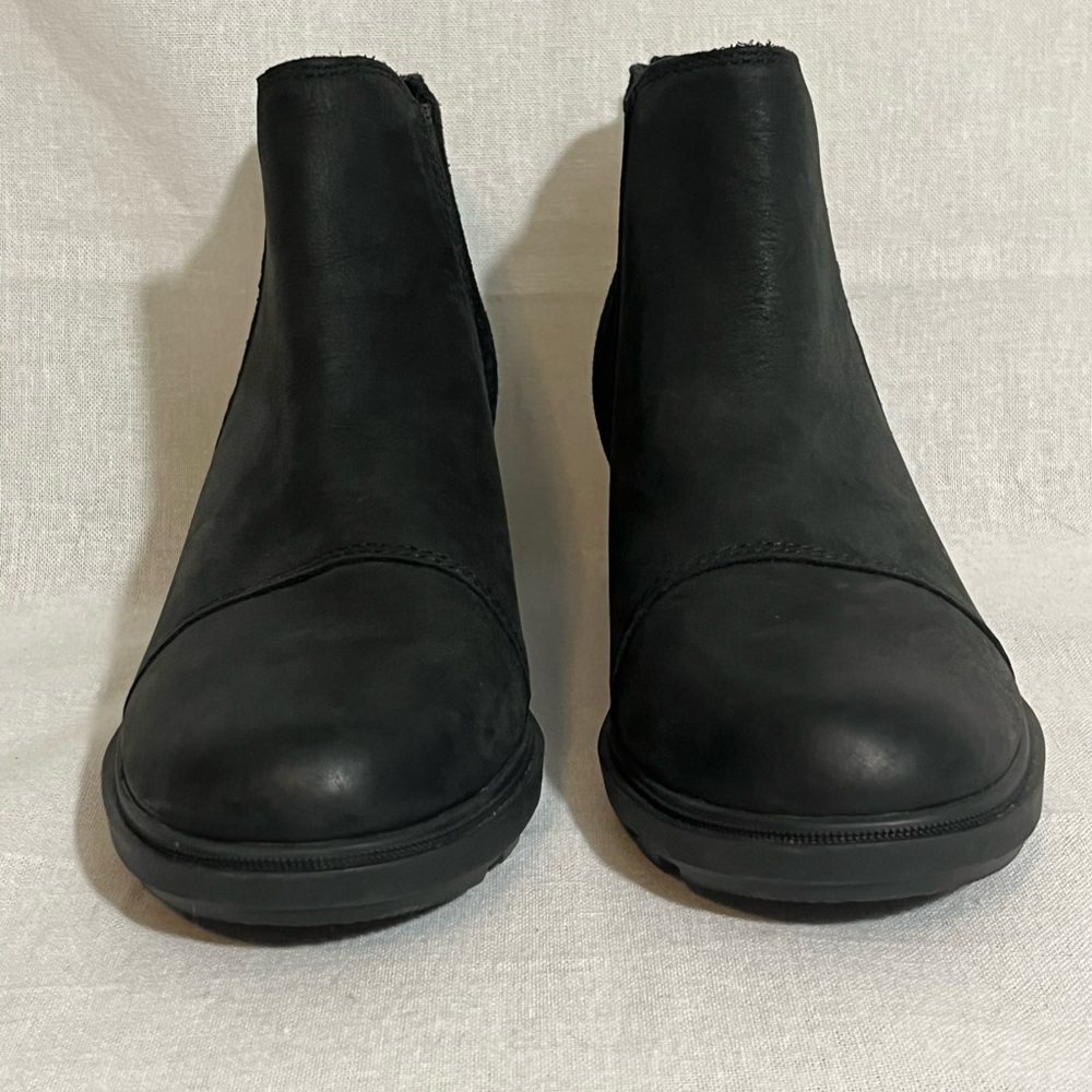 Sorel Evie II Wedge Chelsea Ankle Bootie Black Waterproof Women Size 7 Traction